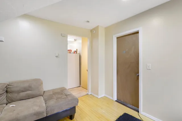 $299,000 | 850 22nd Avenue Southeast, Minneapolis, MN 55414