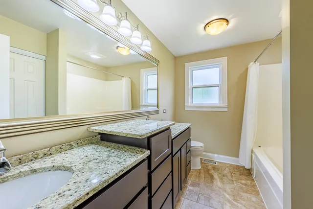 $339,000 | 1022 Edinburgh Court, Joliet, IL 60431