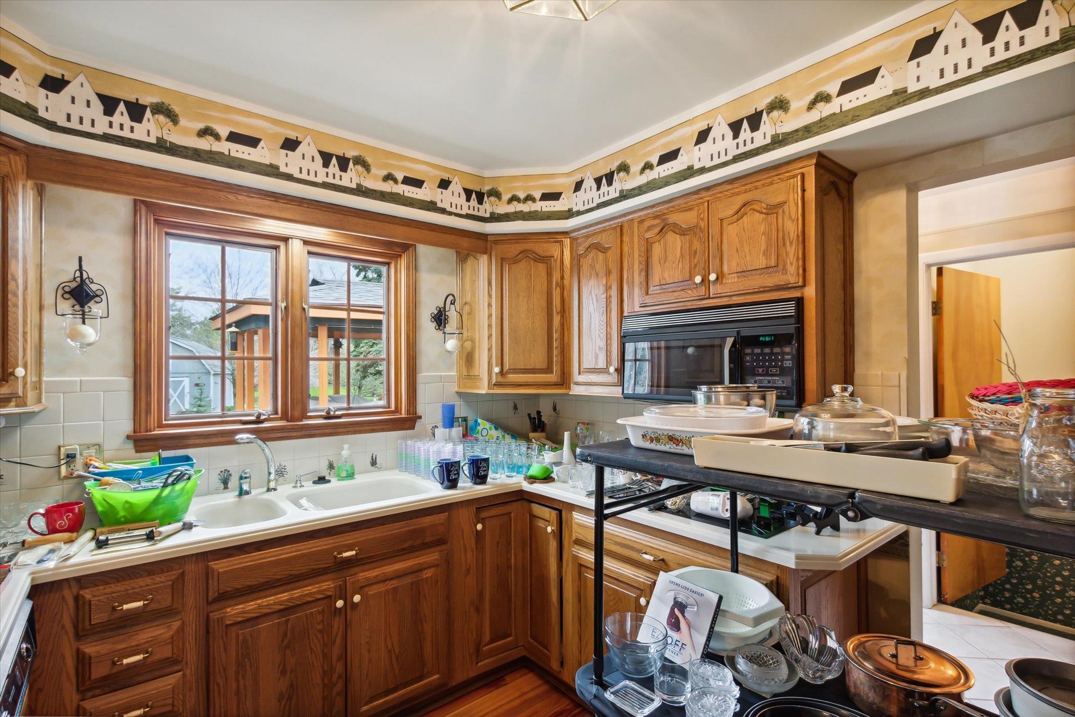 33605 Mulvey Road Fraser, MI 48026 - Photo 15 of 49 50106314-14.JPG