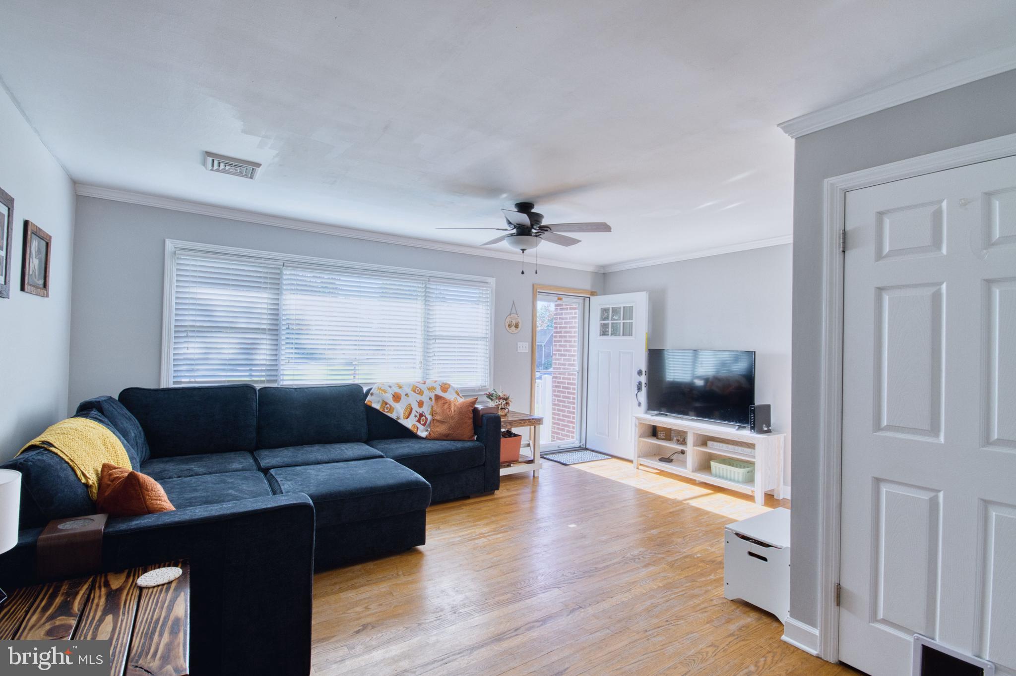 609 Charles Street Lebanon, PA 17042 - Photo 3 of 68