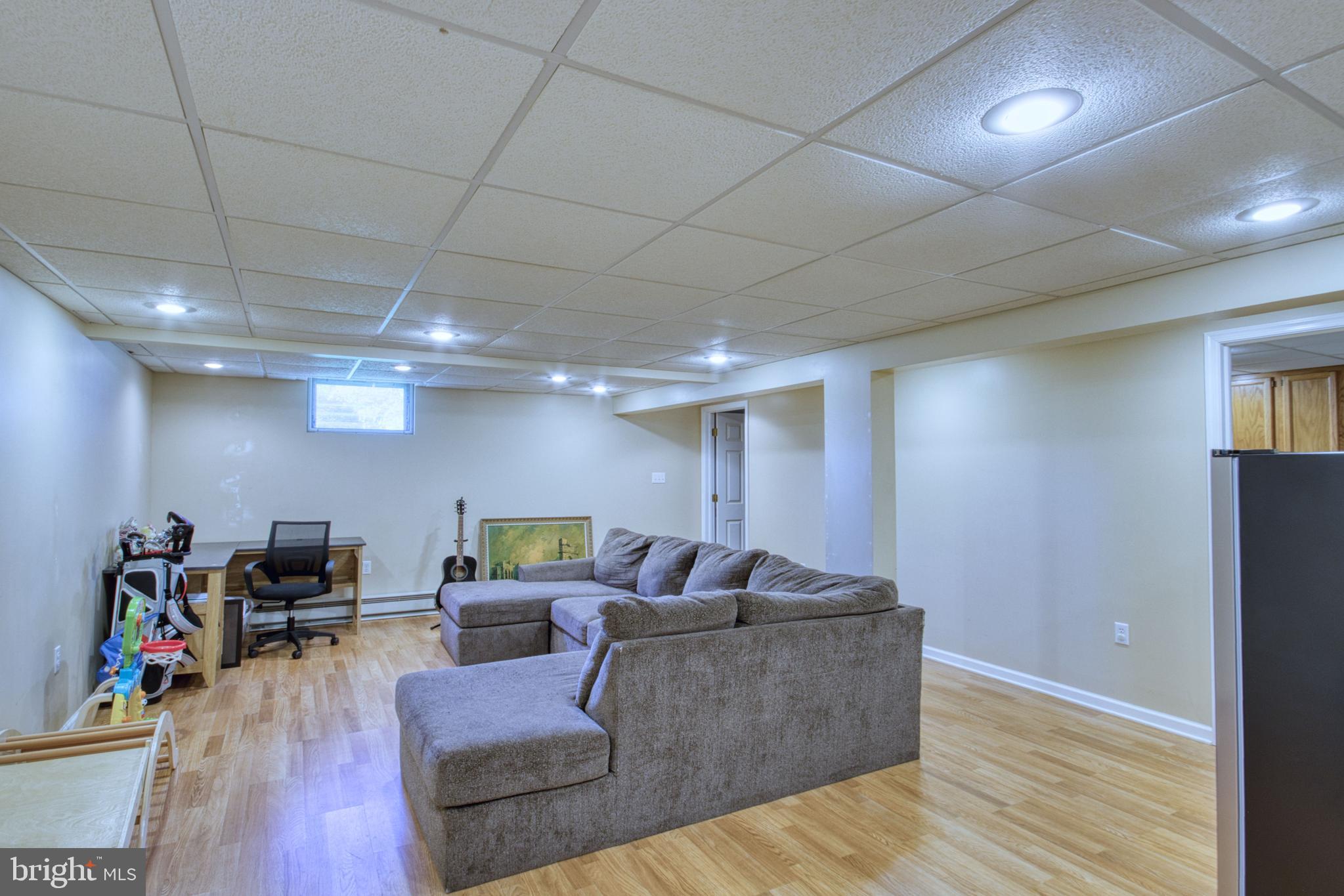 609 Charles Street Lebanon, PA 17042 - Photo 9 of 68