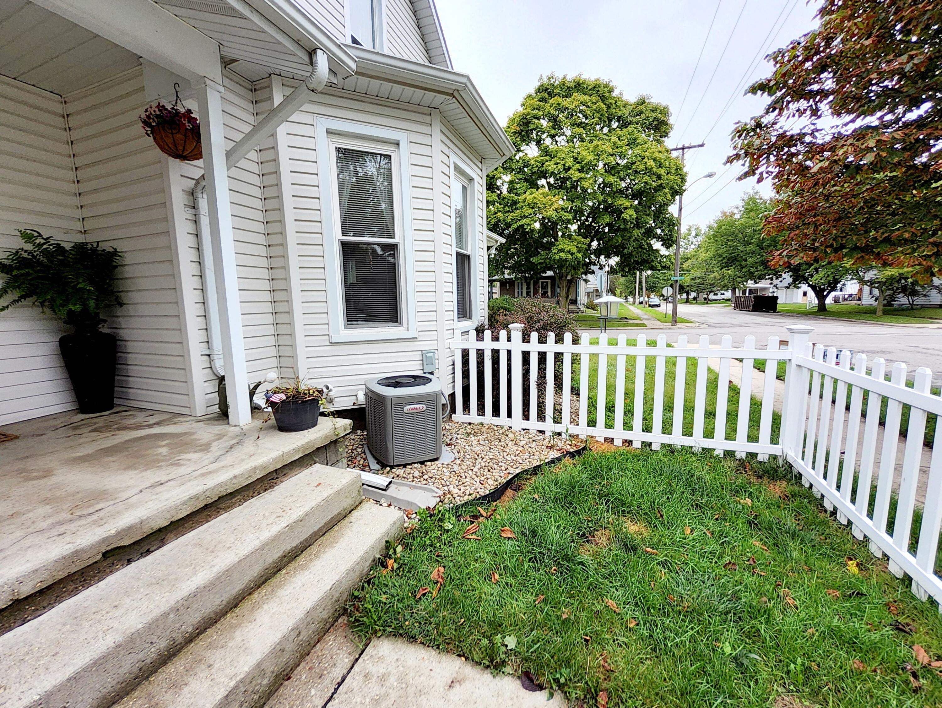 703 West Spring Street St. Marys, OH 45885 - Photo 39 of 47 20240930_144754