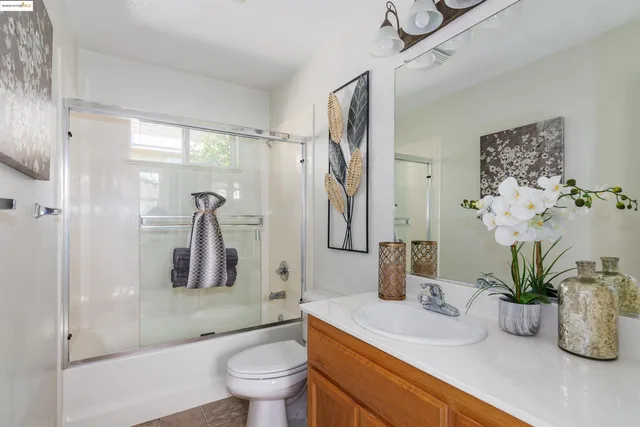 $3,400 | 411 Canyon Court, Vallejo, CA 94591