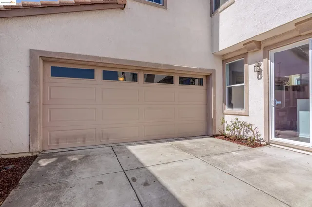 $3,400 | 411 Canyon Court, Vallejo, CA 94591