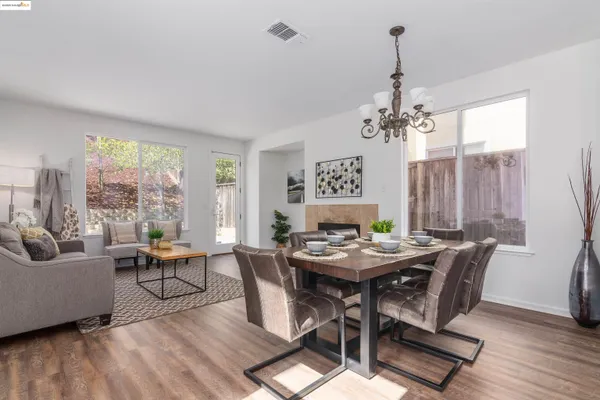 $3,400 | 411 Canyon Court, Vallejo, CA 94591