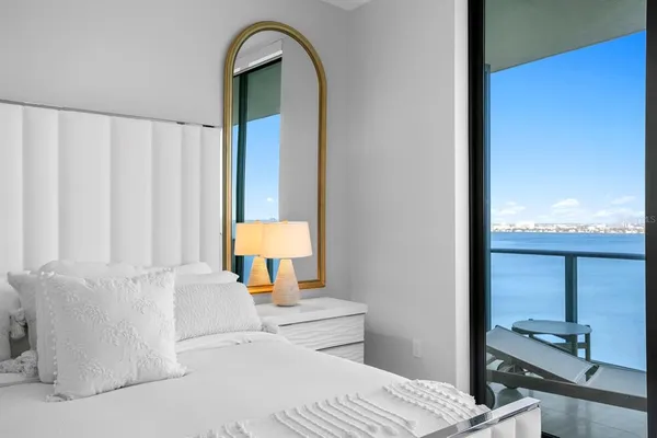 $25,000 | 3101 Bayshore Boulevard, Unit 1804, Tampa, FL 33629