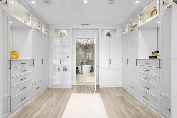 $25,000 | 3101 Bayshore Boulevard, Unit 1804, Tampa, FL 33629