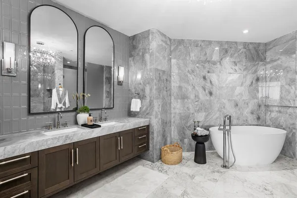 $25,000 | 3101 Bayshore Boulevard, Unit 1804, Tampa, FL 33629