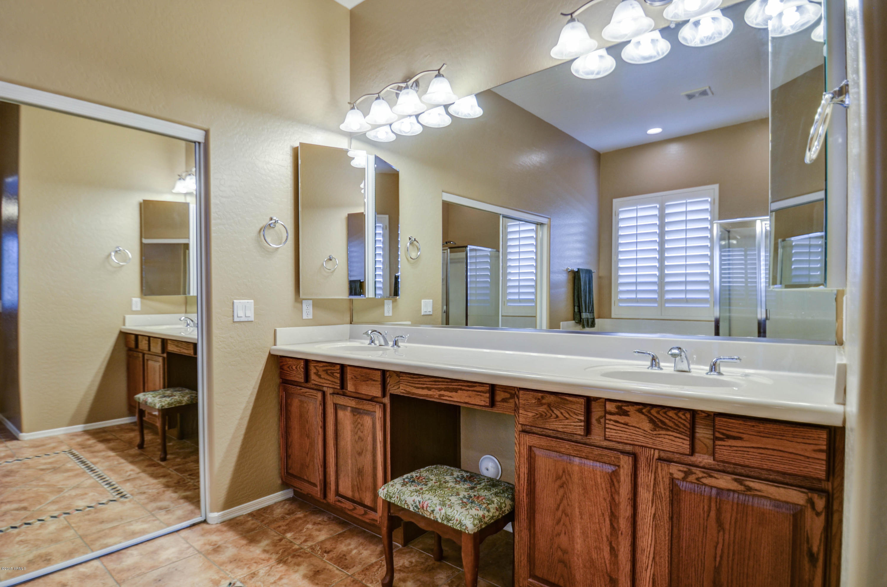 5520 West Maldonado Road Laveen, AZ 85339 - Photo 28 of 38 master bath-1
