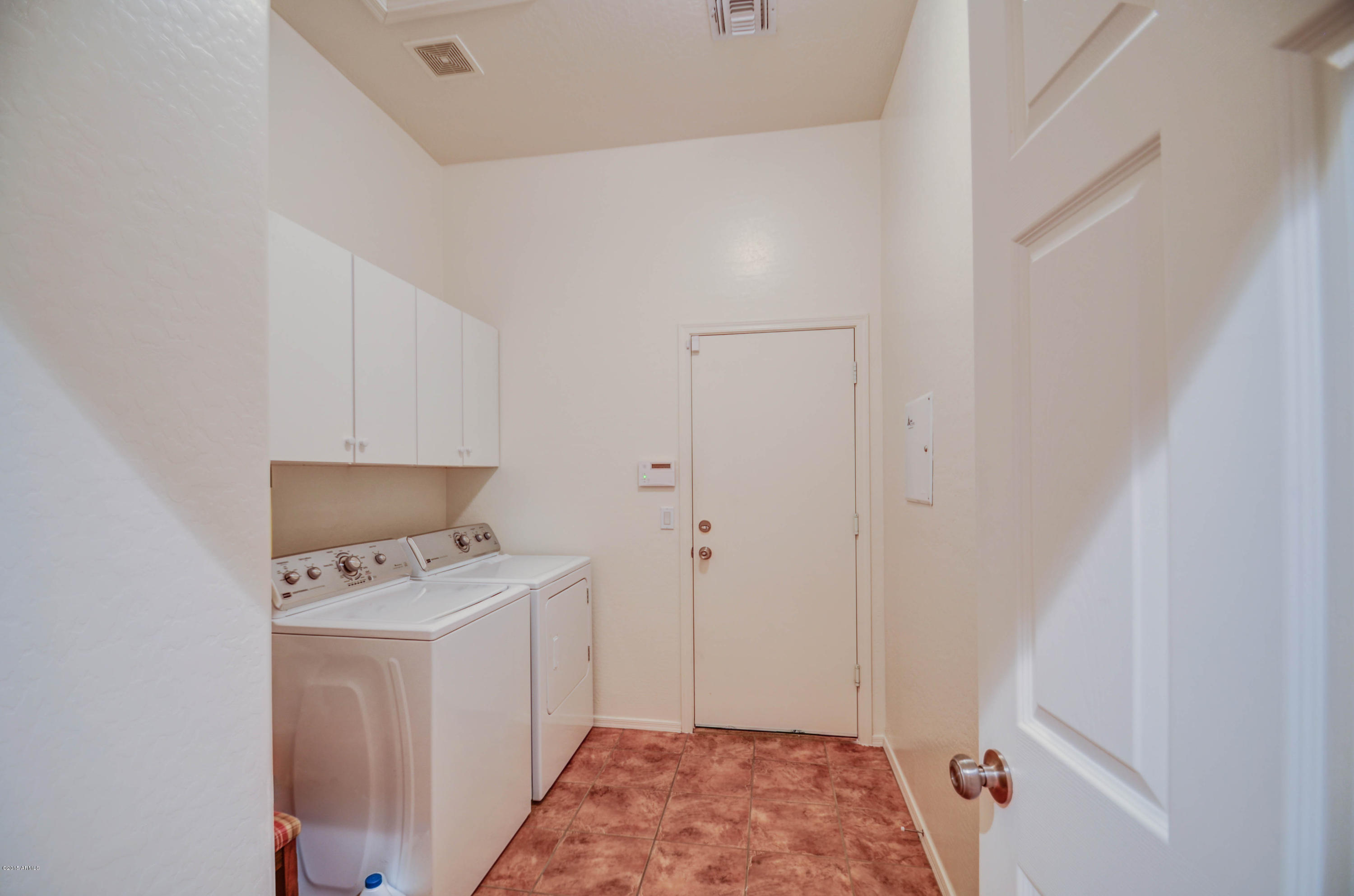5520 West Maldonado Road Laveen, AZ 85339 - Photo 32 of 38 laundry