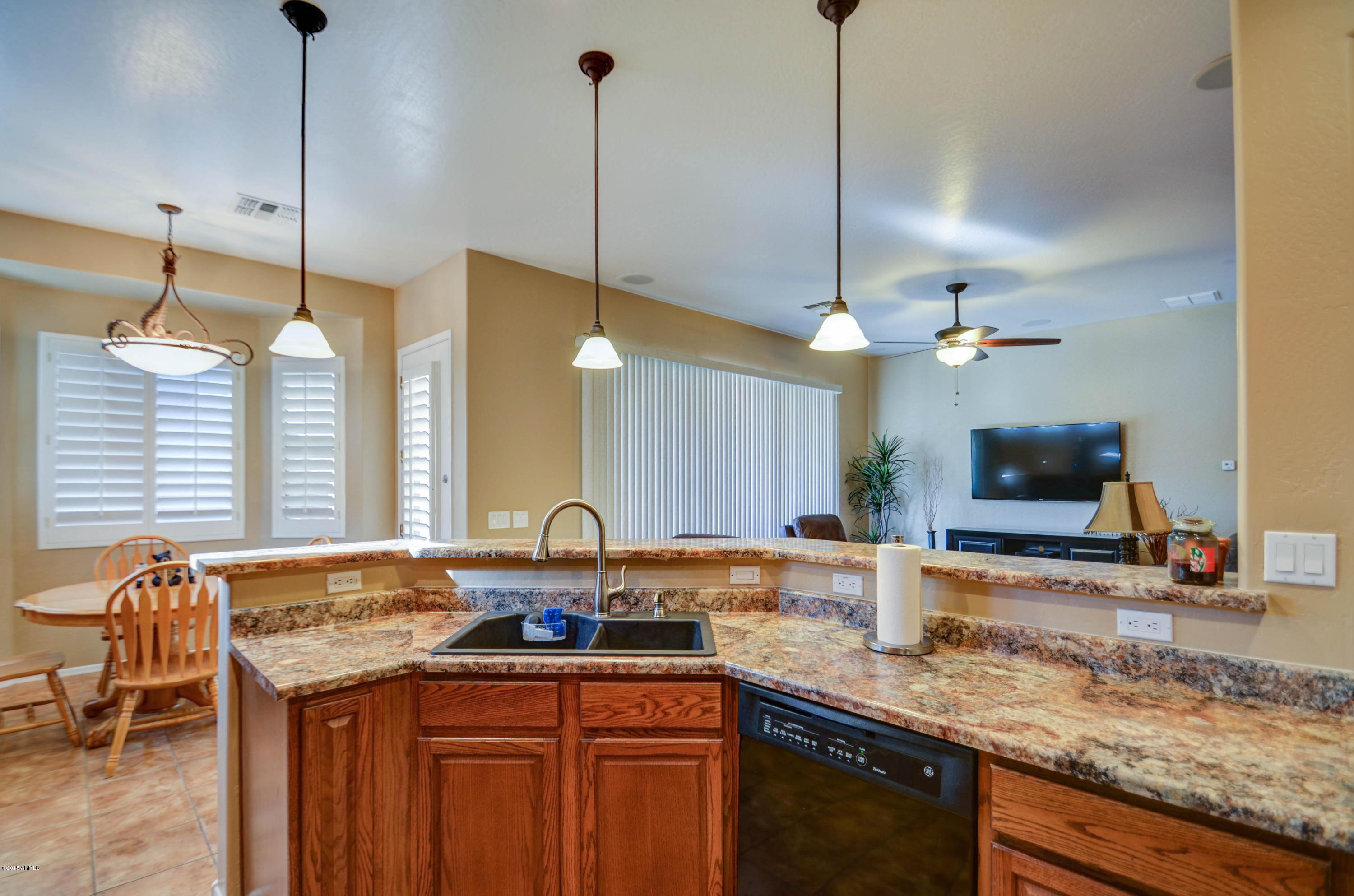 5520 West Maldonado Road Laveen, AZ 85339 - Photo 6 of 38 kitchen-2