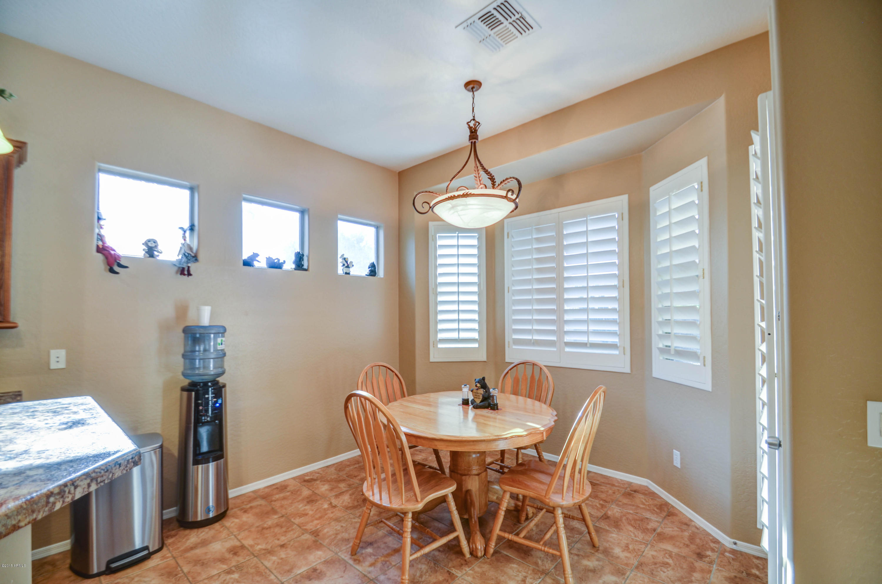 5520 West Maldonado Road Laveen, AZ 85339 - Photo 10 of 38 kitchen dining area-1