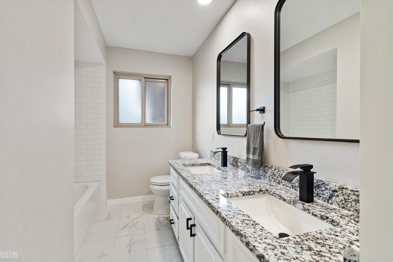 56301 Omo Road Macomb, MI 48042 - Photo 23 of 47