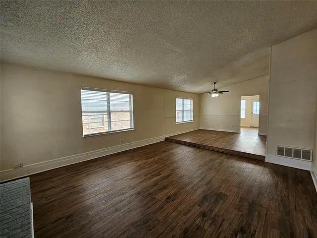 $2,150 | 308 Royal Field Drive, Arlington, TX 76011