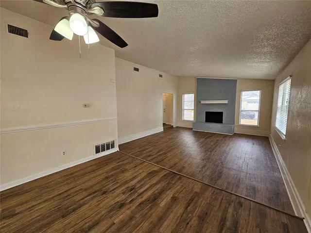 $2,150 | 308 Royal Field Drive, Arlington, TX 76011