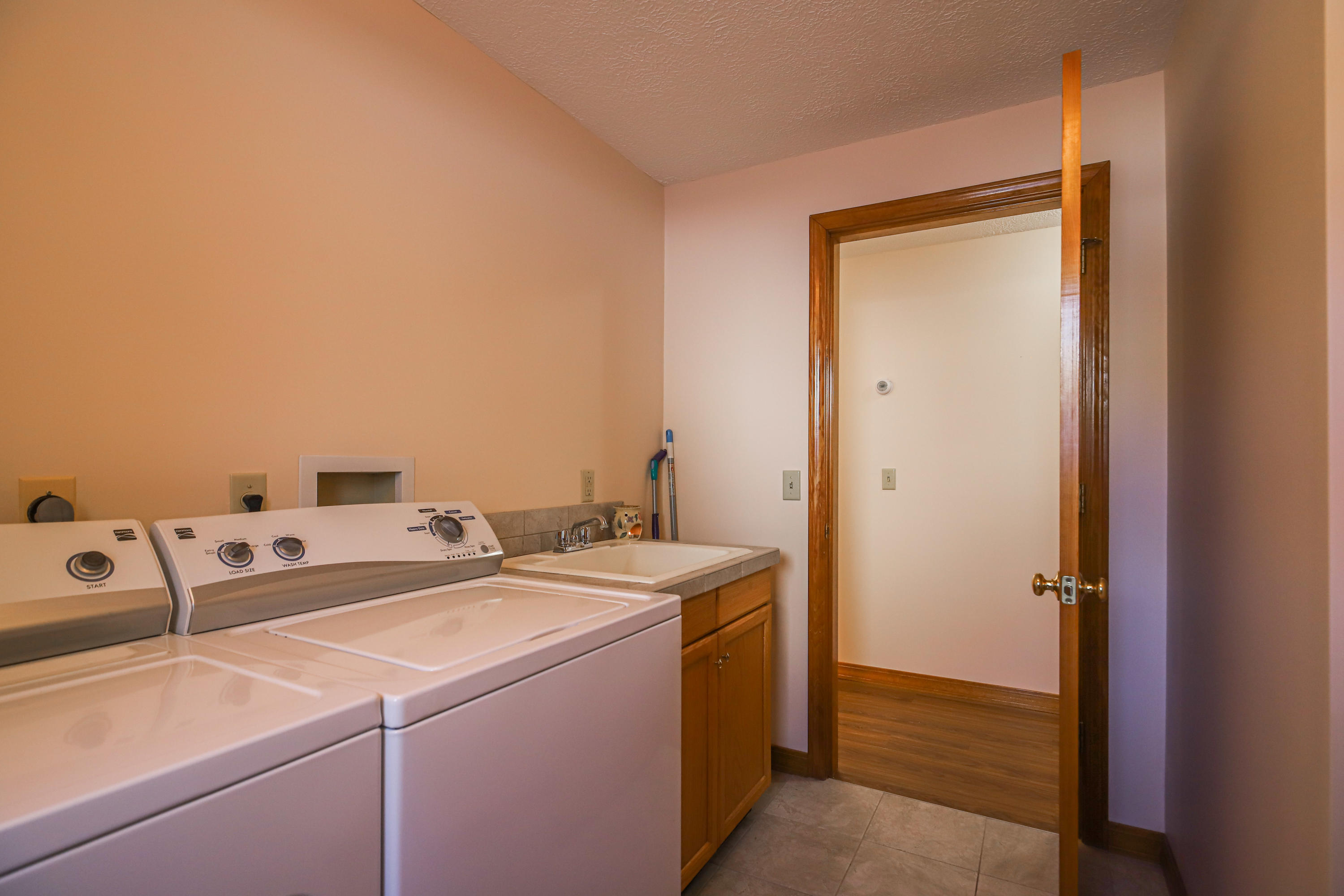 158 Leighton Road Durham, ME 04222 - Photo 41 of 54 158 Leighton Rd Durham - 37Laundry