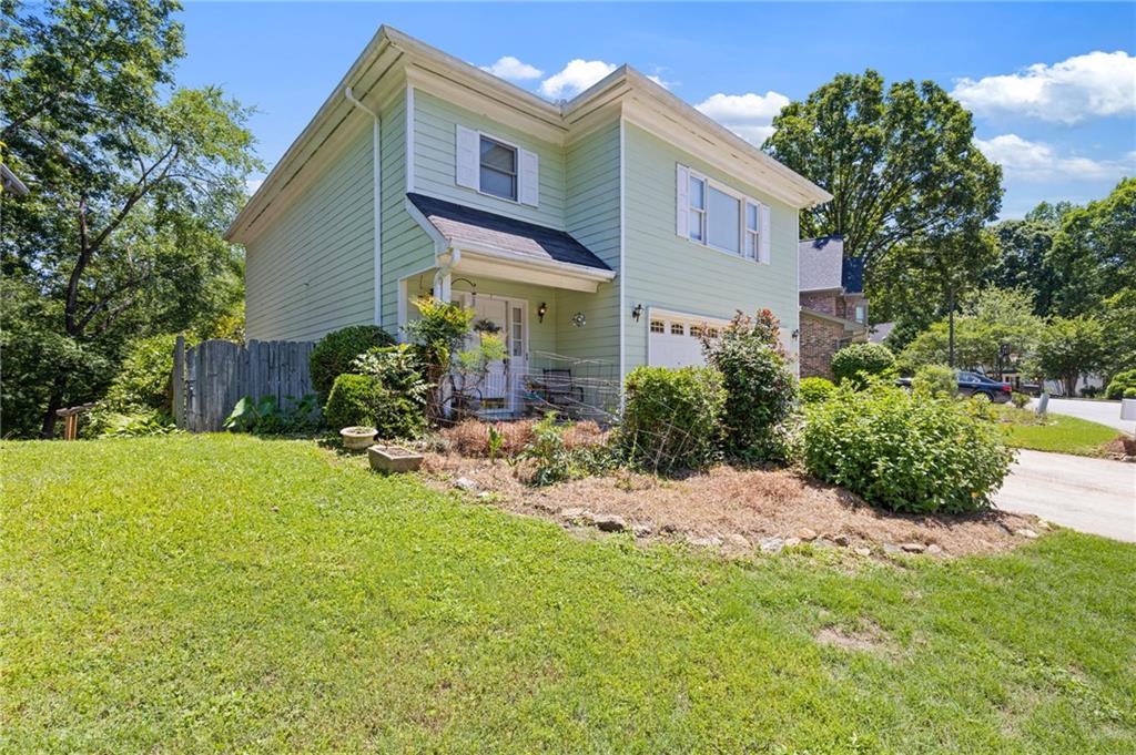 2122 Heritage Heights Decatur, GA 30033 - Photo 2 of 18