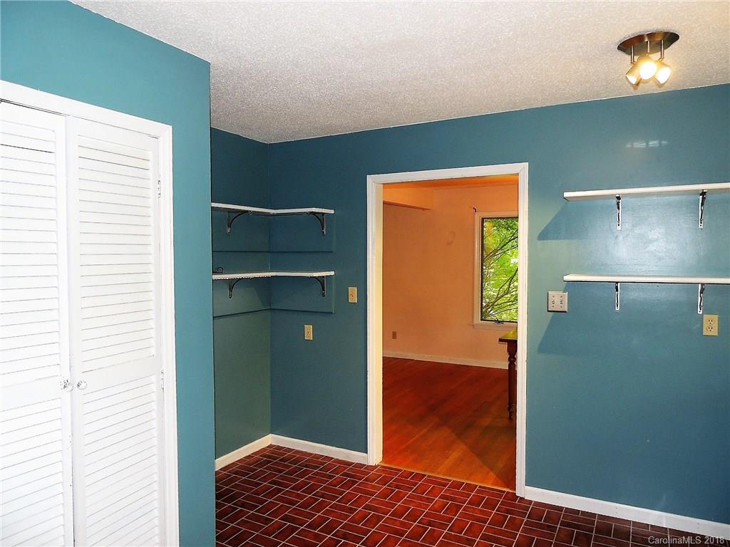 390 Emmas Grove Road Fletcher, NC 28732 - Photo 8 of 17 Gallery Image 8