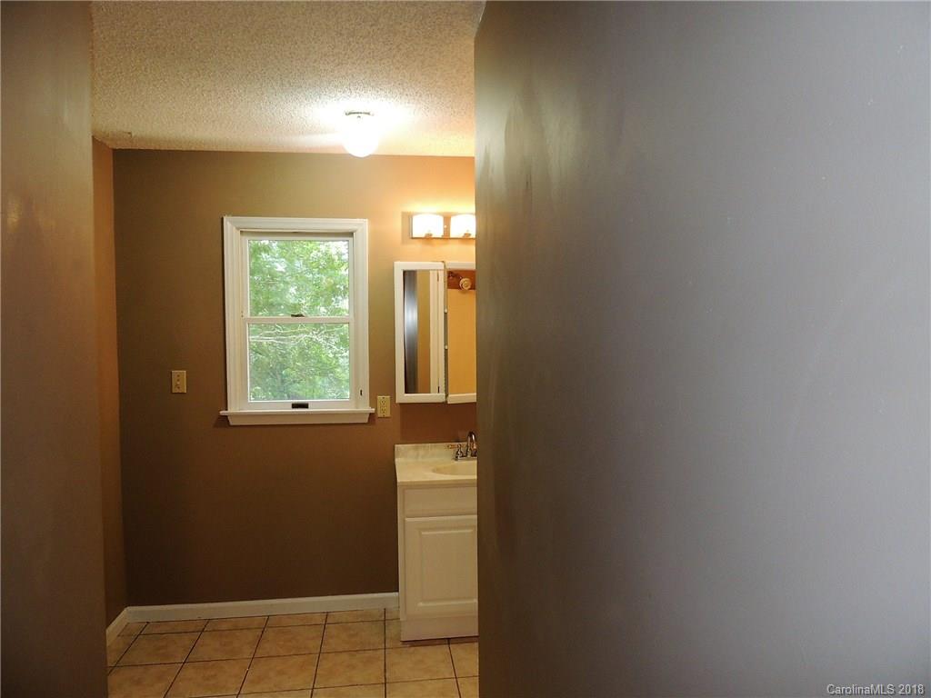 390 Emmas Grove Road Fletcher, NC 28732 - Photo 10 of 17 Gallery Image 10