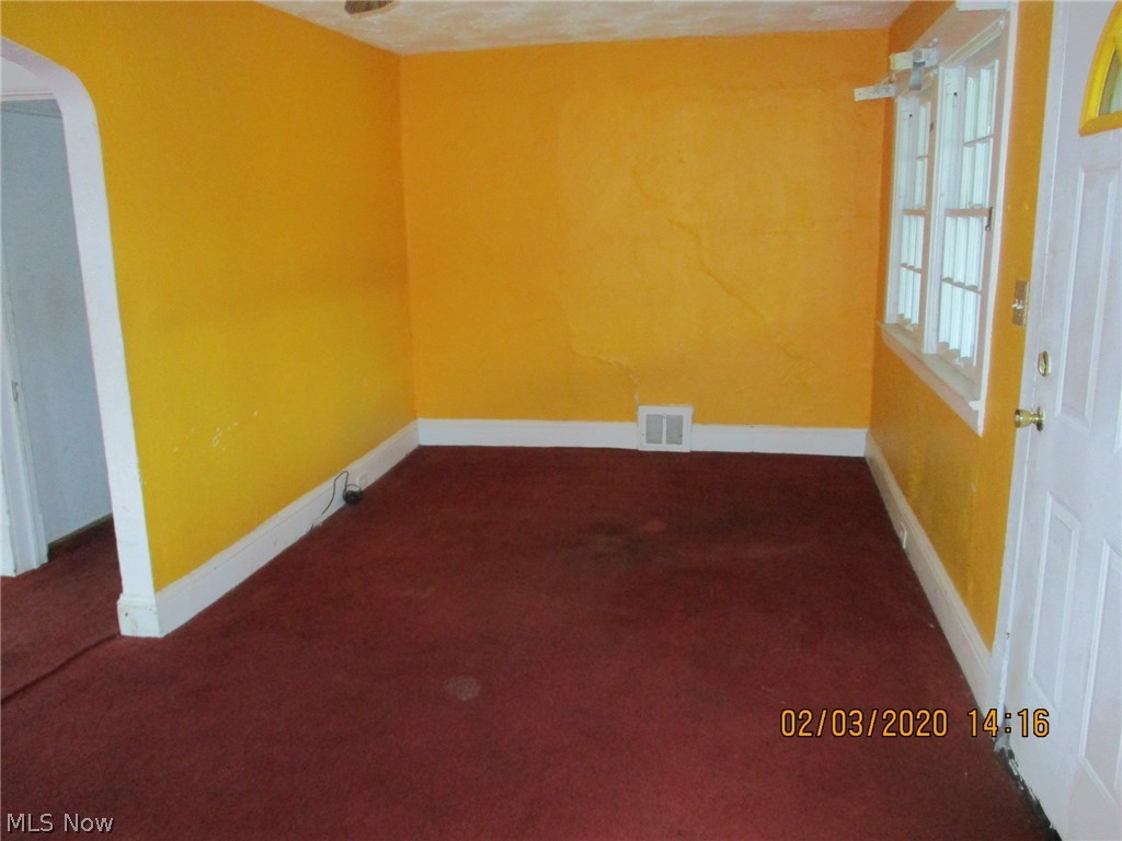 1474 Maplegrove Road South Euclid, OH 44121 - Photo 3 of 23