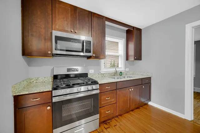 $308,900 | 10 Belle Drive, Northlake, IL 60164