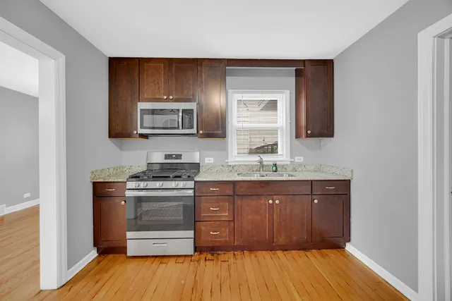 $308,900 | 10 Belle Drive, Northlake, IL 60164