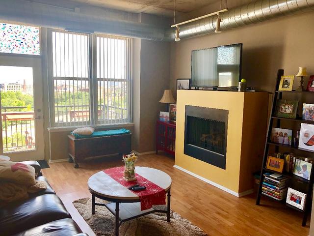 6 South Laflin Street, Unit 903 Chicago, IL 60607 - Photo 2 of 14