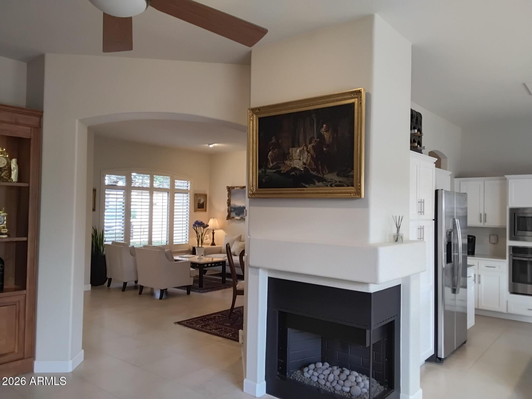 4214 East Kirkland Road Phoenix, AZ 85050 - Photo 11 of 72 LR-K 1