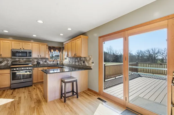 $425,000 | 2216 North 2929th Road, Marseilles, IL 61341