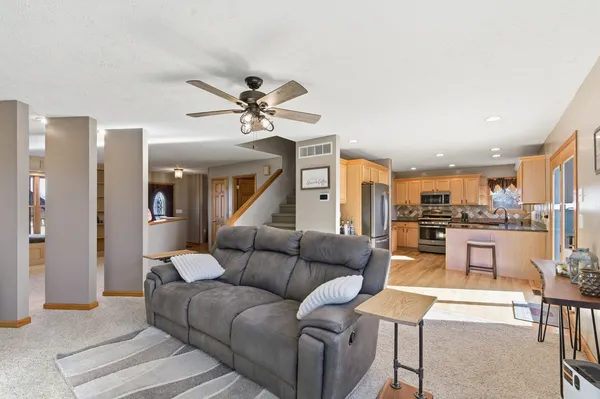 $425,000 | 2216 North 2929th Road, Marseilles, IL 61341