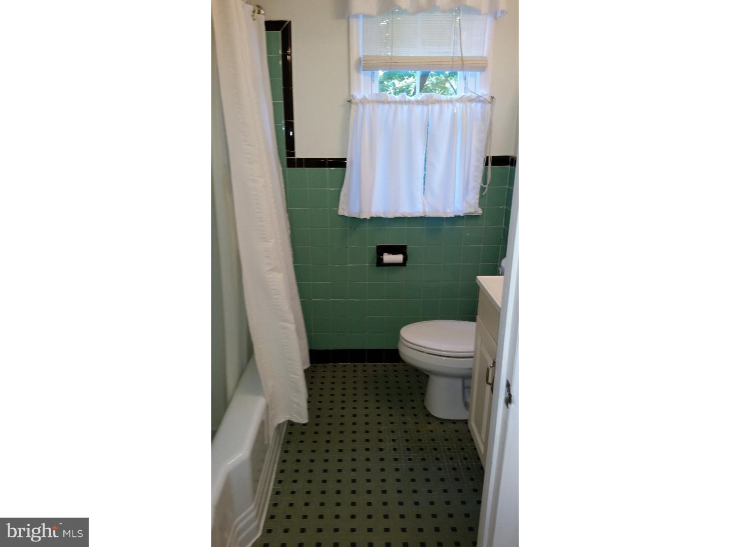 1715 Alba Road Willow Grove, PA 19090 - Photo 3 of 25 Gallery Image 3