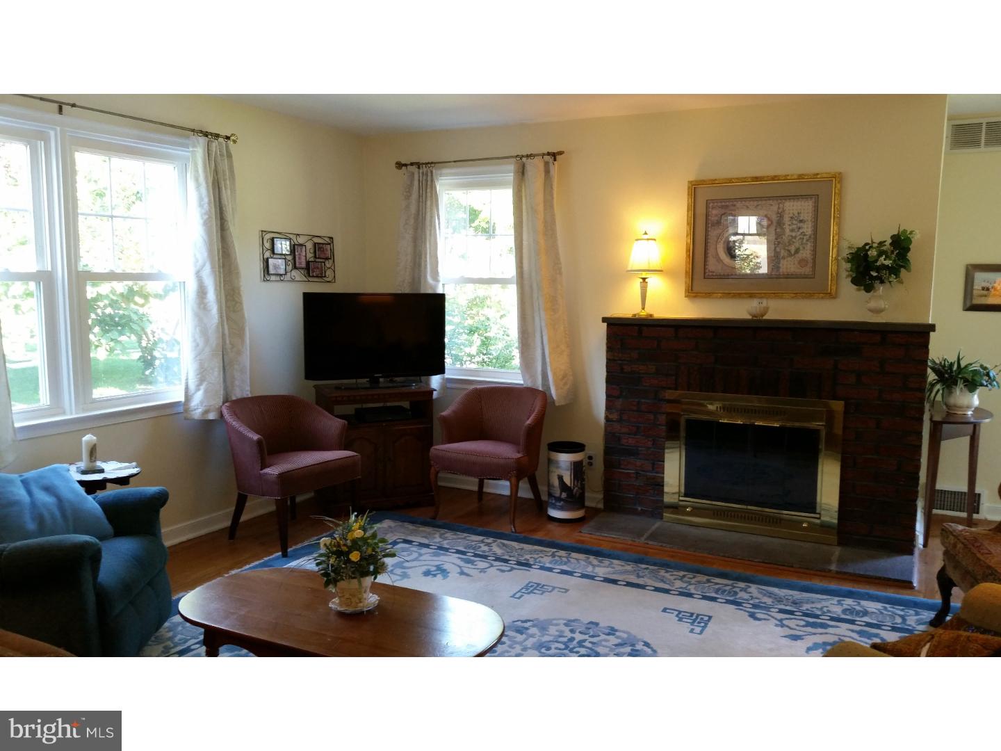 1715 Alba Road Willow Grove, PA 19090 - Photo 4 of 25 Gallery Image 4
