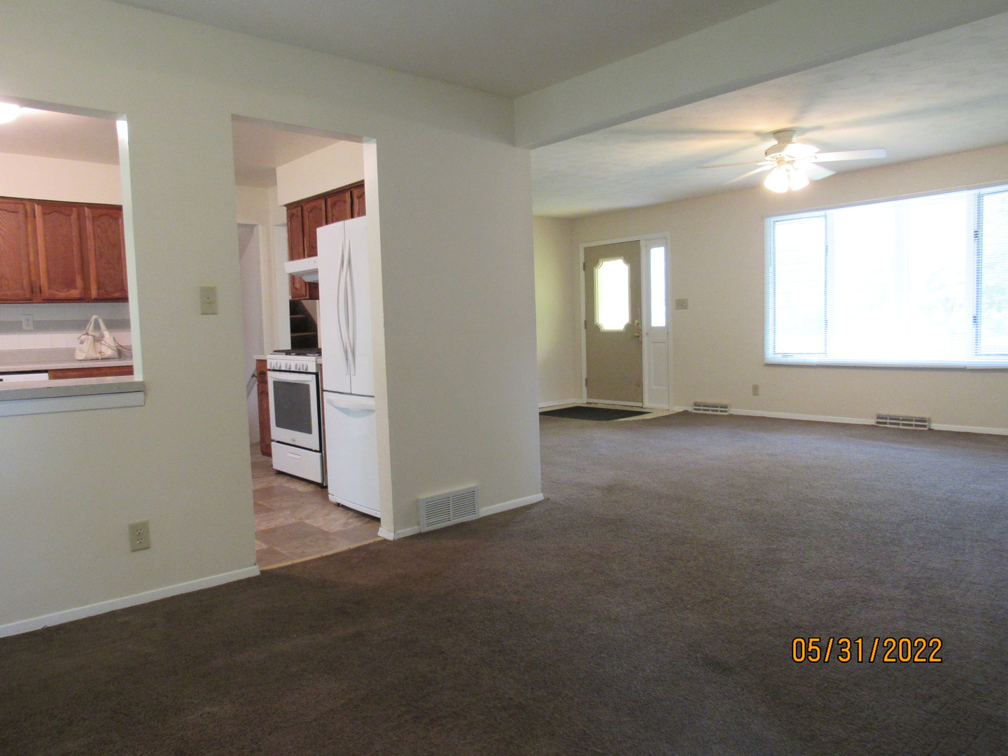 817 Normal Road DeKalb, IL 60115 - Photo 6 of 24 an empty room with windows