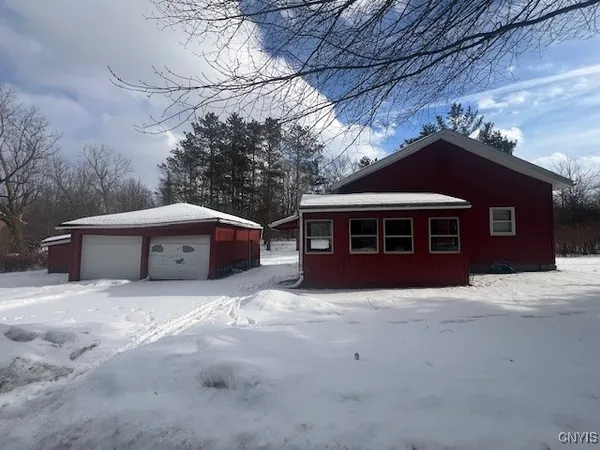 $66,500 | 104 Arcadia Avenue, Frankfort, NY 13340