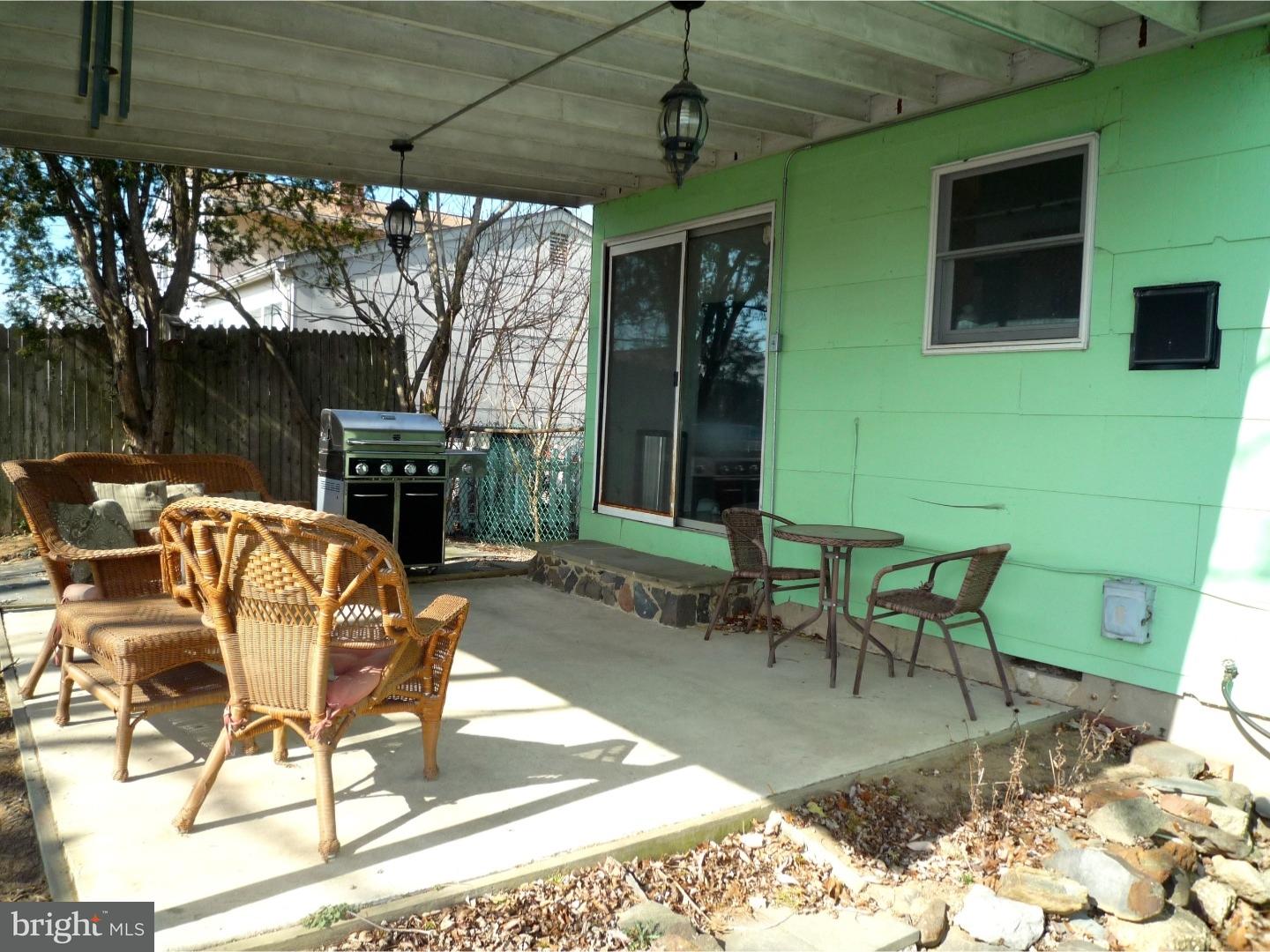 1201 Greentree Road Newark, DE 19713 - Photo 21 of 25 Patio