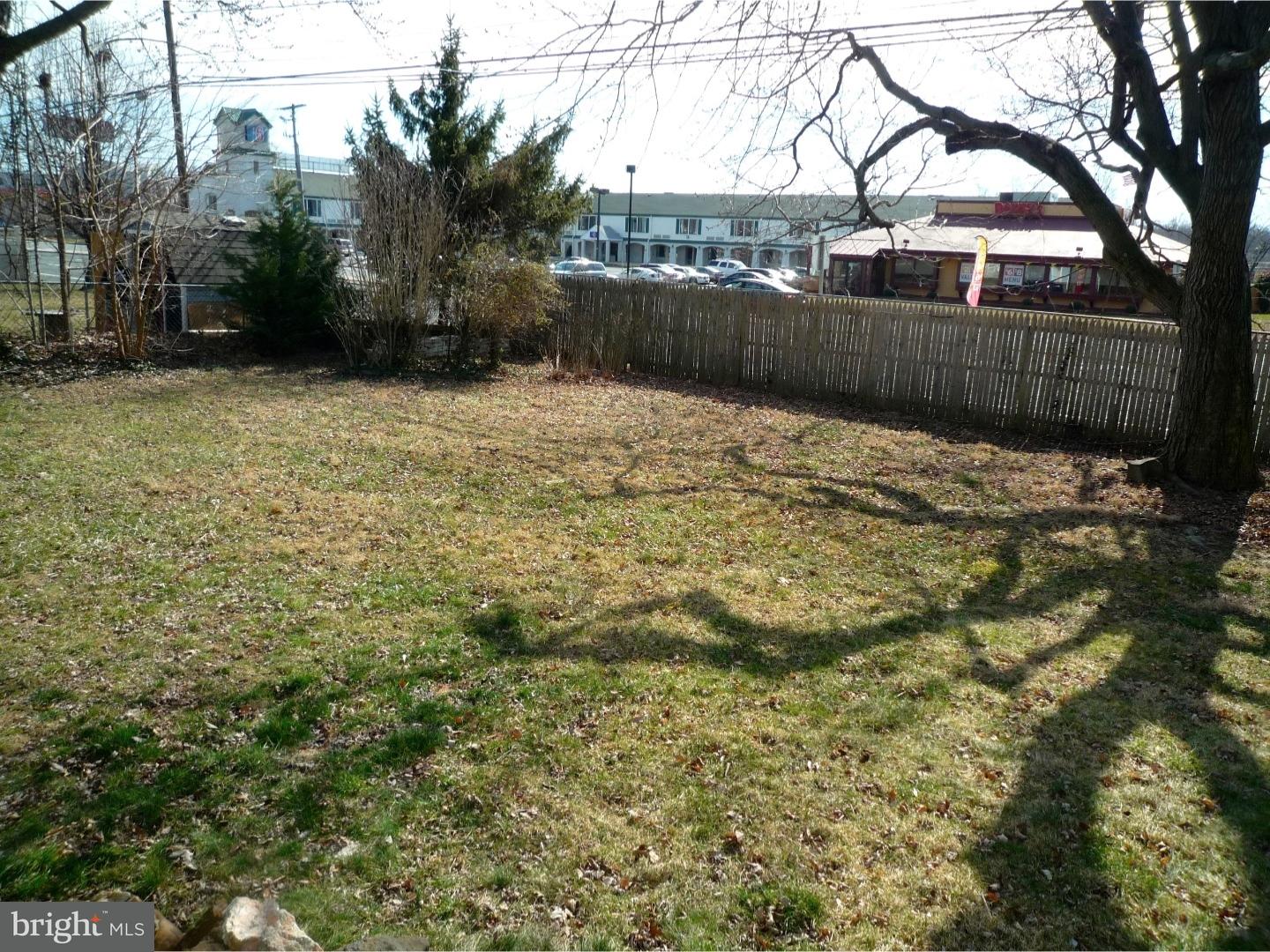 1201 Greentree Road Newark, DE 19713 - Photo 23 of 25 Back Yard