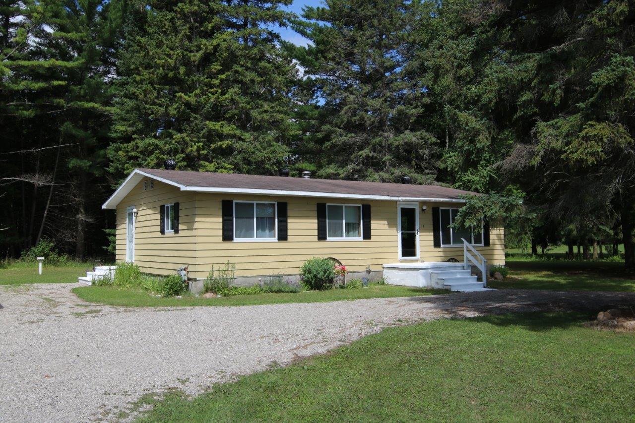 12113 Inverness Trail Road Cheboygan, MI 49721 - Photo 1 of 20 Gallery Image 1
