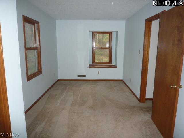 272 Hatch Road Wadsworth, OH 44281 - Photo 6 of 16
