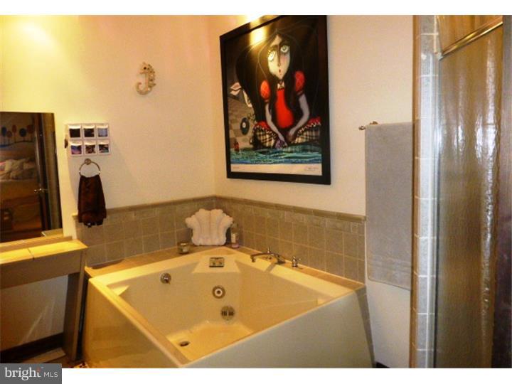 23 Holden Road Cherry Hill, NJ 08034 - Photo 13 of 22 Bathroom