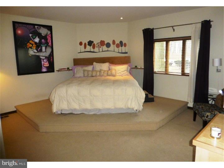 23 Holden Road Cherry Hill, NJ 08034 - Photo 9 of 22 Bedroom - Main
