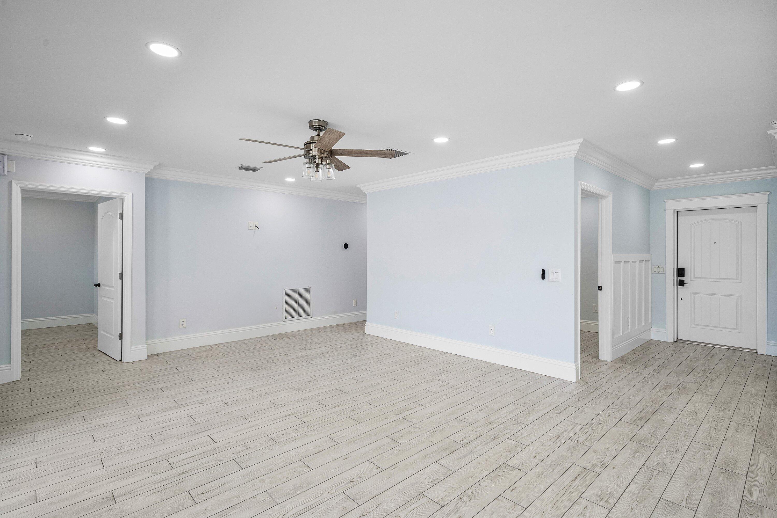 1128 Southwest 7th Street Boca Raton, FL 33486 - Photo 14 of 38 011-1128Southwest7thStreet-BocaRaton-FL-