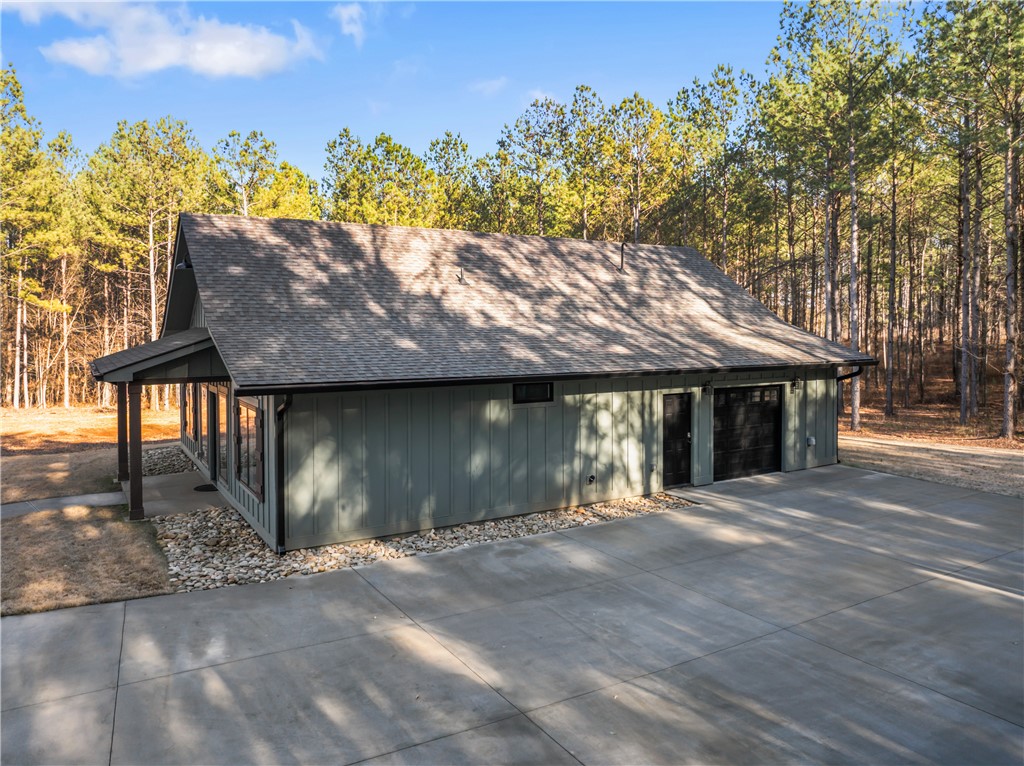 359 Feltman Road Fair Play, SC 29643 - Photo 4 of 29 Side driveway view