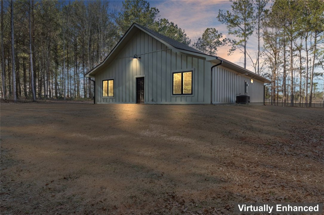 359 Feltman Road Fair Play, SC 29643 - Photo 9 of 29 Back