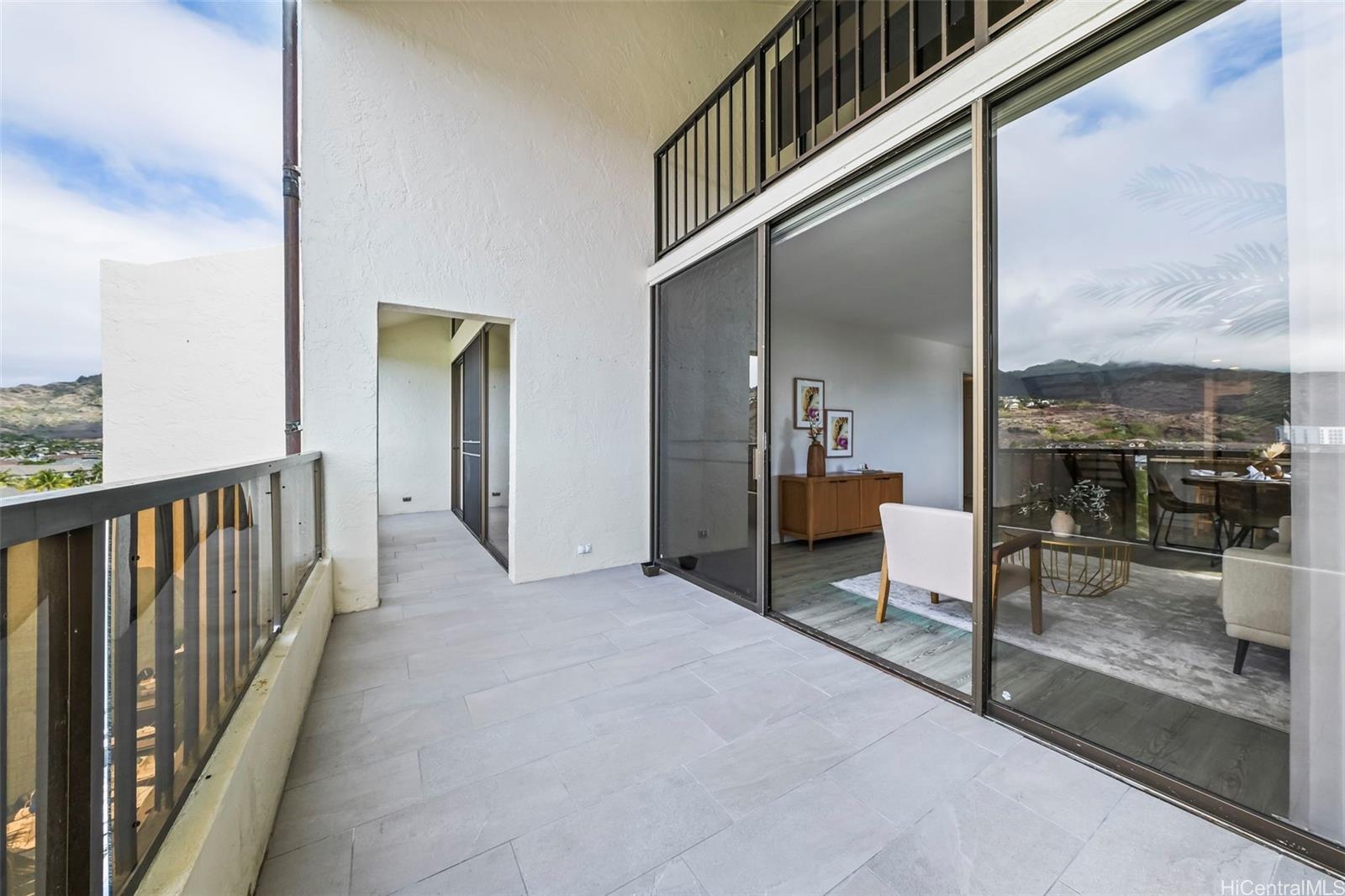 500 Lunalilo Home Road, Unit 17A Honolulu, HI 96825 - Photo 7 of 25 a view of a balcony