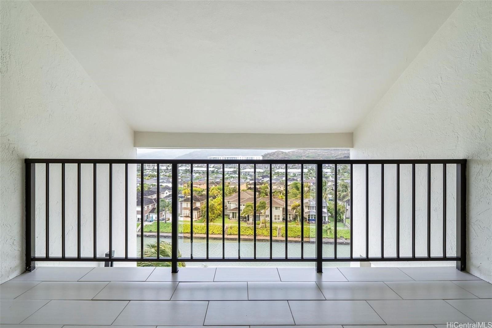 500 Lunalilo Home Road, Unit 17A Honolulu, HI 96825 - Photo 9 of 25 a view of a balcony