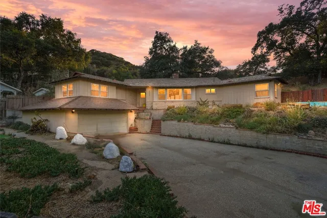 $1,359,000 | 9747 Haines Canyon Avenue, Tujunga, CA 91042