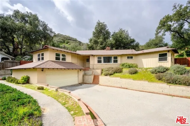 $1,354,900 | 9747 Haines Canyon Avenue, Tujunga, CA 91042