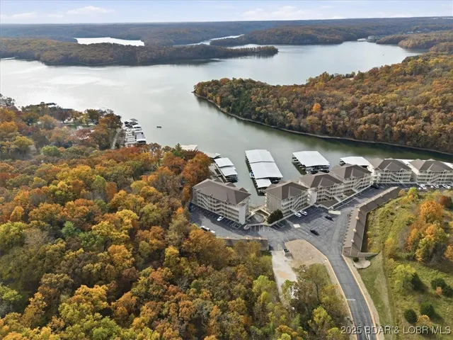 $585,000 | 5320 Mystic Bay Drive, Unit 709, Osage Beach, MO 65065