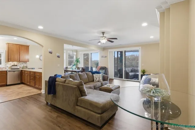 $585,000 | 5320 Mystic Bay Drive, Unit 709, Osage Beach, MO 65065