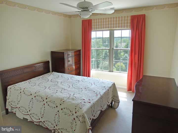 137 Clover Road Warminster, PA 18974 - Photo 16 of 25 Bedroom 4